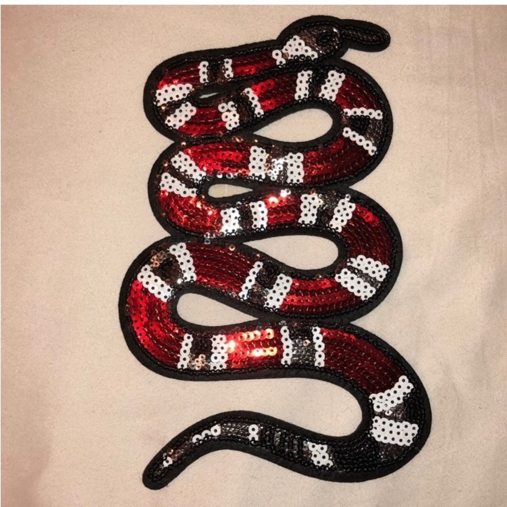 Sequined coral snake iron on patch
